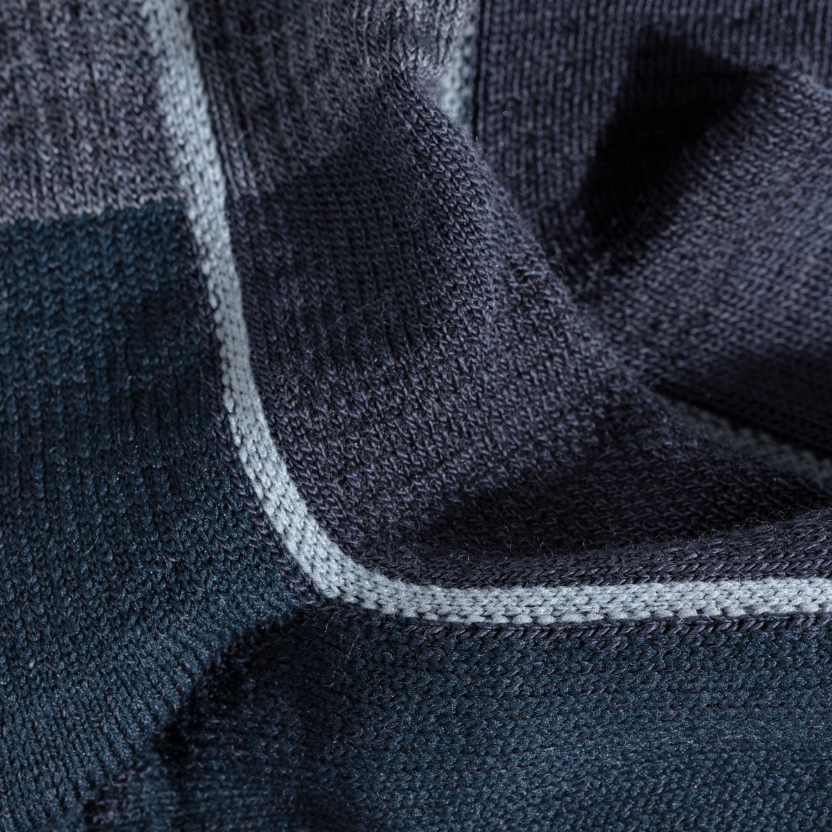 Hejma Merino Mid Socks — Navy