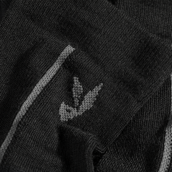 Hejma Merino Mid Socks — Black