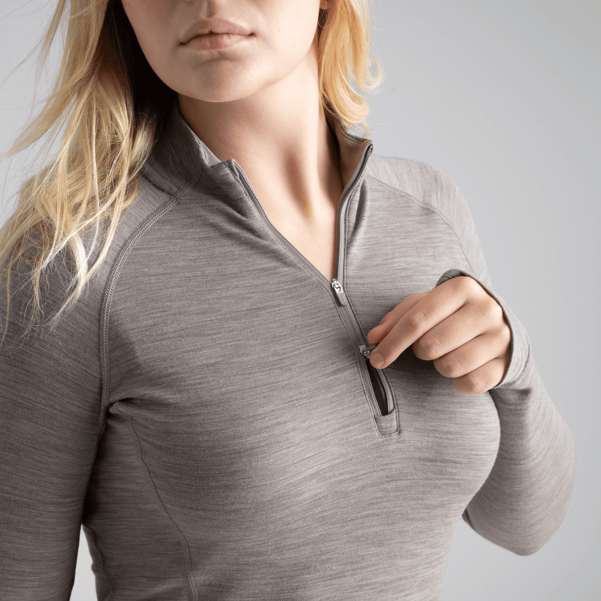 Hejma Women's Merino Zip Top — Beige